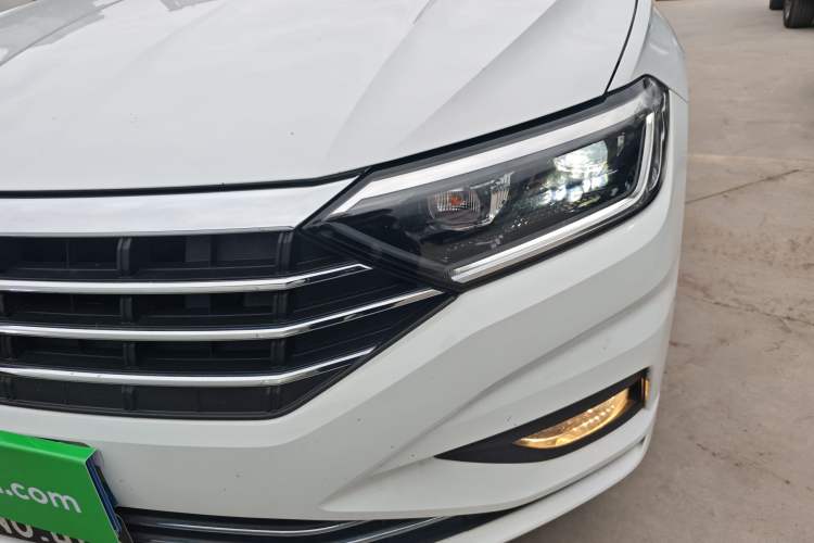Used Volkswagen Sagitar 2019 280TSI DSG Comfort Version China VI Standard Left Front Headlight
