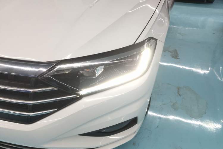 Used Volkswagen Sagitar 2019 200TSI DSG Comfort Version China VI Standard Left Front Headlight