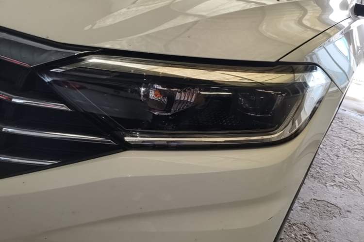 Used Volkswagen Sagitar 2019 280TSI DSG Comfort Version China VI Standard Left Front Headlight