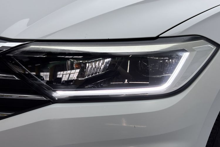 Used Volkswagen Sagitar 2019 280TSI DSG Comfort Version China VI Standard Left Front Headlight