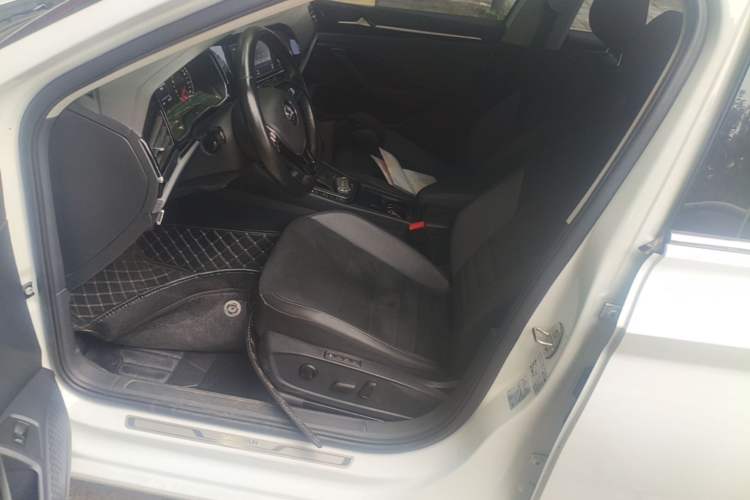 Used Volkswagen Sagitar 2019 280TSI DSG Luxury Version China VI Standard Left Front Seat