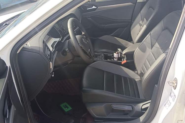 Used Volkswagen Sagitar 2019 200TSI DSG Comfort Version China VI Standard Left Front Seat