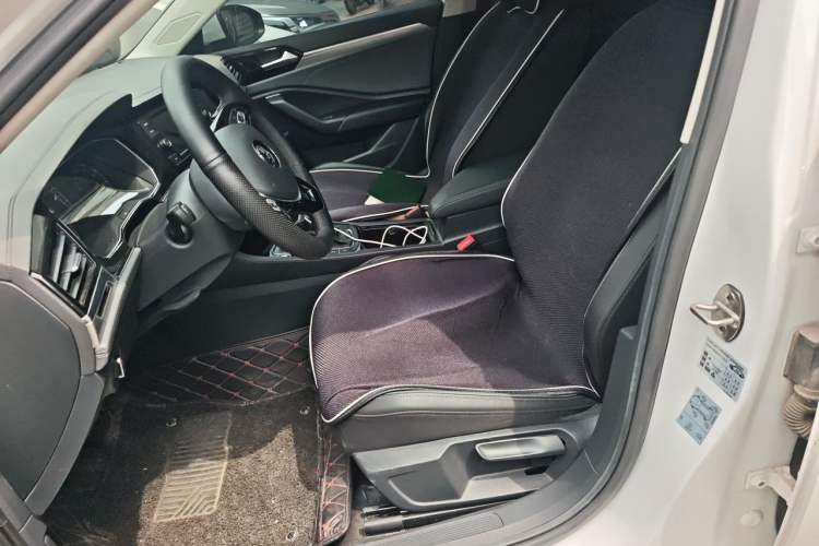 Used Volkswagen Sagitar 2019 200TSI DSG Comfort Version China VI Standard Left Front Seat
