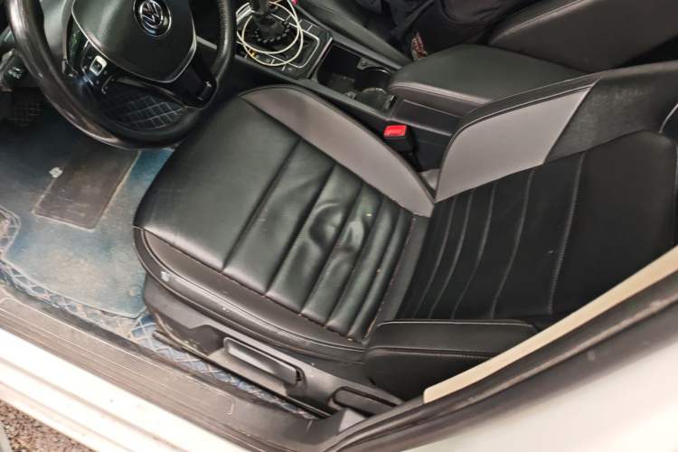 Used Volkswagen Sagitar 2019 200TSI DSG Comfort Version China VI Standard Left Front Seat