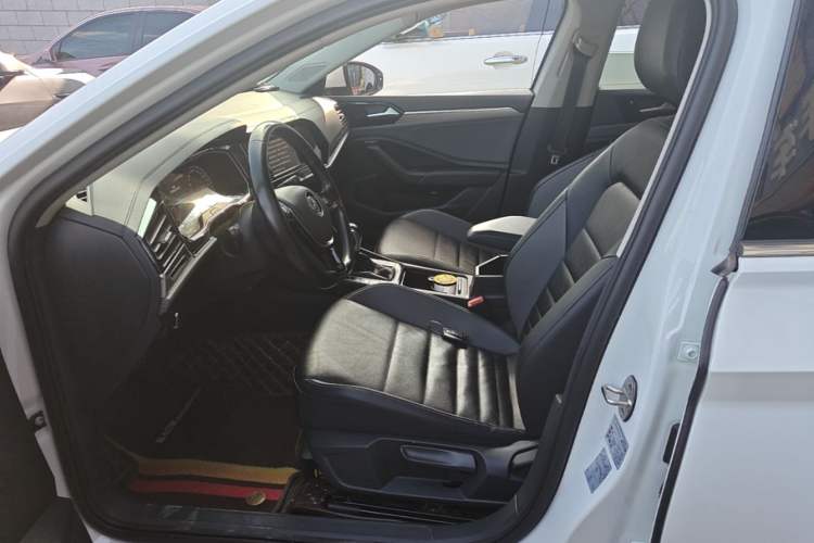 Used Volkswagen Sagitar 2019 200TSI DSG Comfort Version China VI Standard Left Front Seat