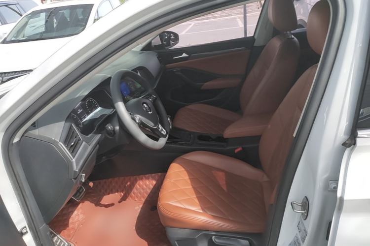 Used Volkswagen Sagitar 2019 200TSI DSG Fashion Edition China VI Standard Left Front Seat