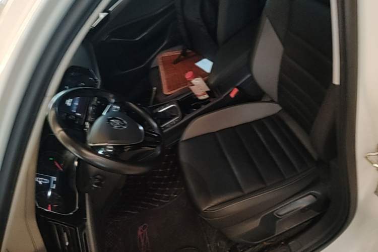 Used Volkswagen Sagitar 2019 280TSI DSG Comfort Version China VI Standard Left Front Seat