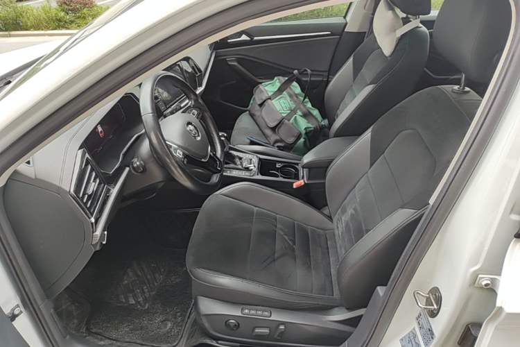 Used Volkswagen Sagitar 2019 280TSI DSG Luxury Version China VI Standard Left Front Seat