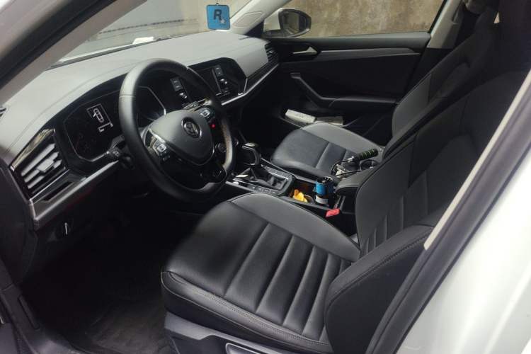 Used Volkswagen Sagitar 2019 200TSI DSG Comfort Version China VI Standard Left Front Seat
