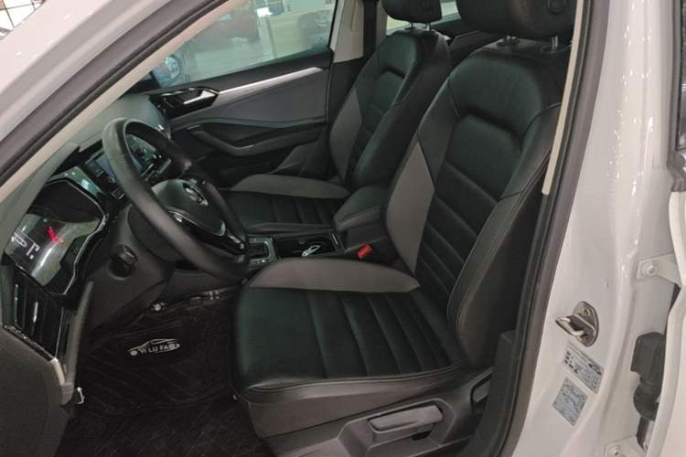 Used Volkswagen Sagitar 2019 200TSI DSG Comfort Version China VI Standard Left Front Seat