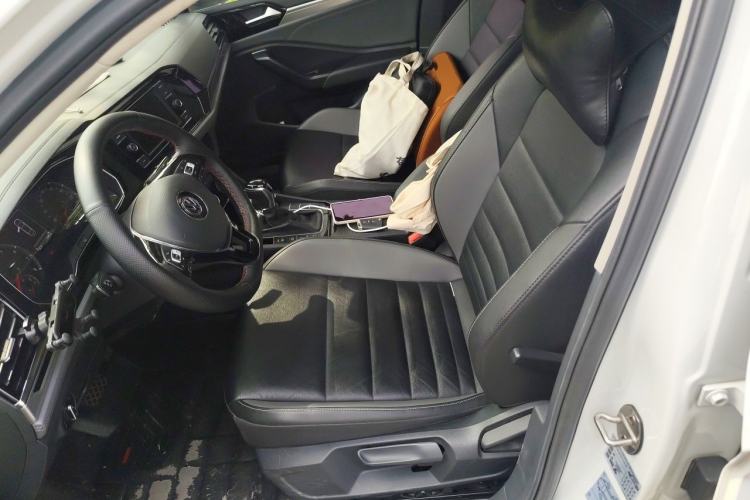 Used Volkswagen Sagitar 2019 280TSI DSG Comfort Version China VI Standard Left Front Seat