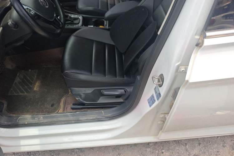 Used Volkswagen Sagitar 2019 200TSI DSG Comfort Version China VI Standard Left Front Seat