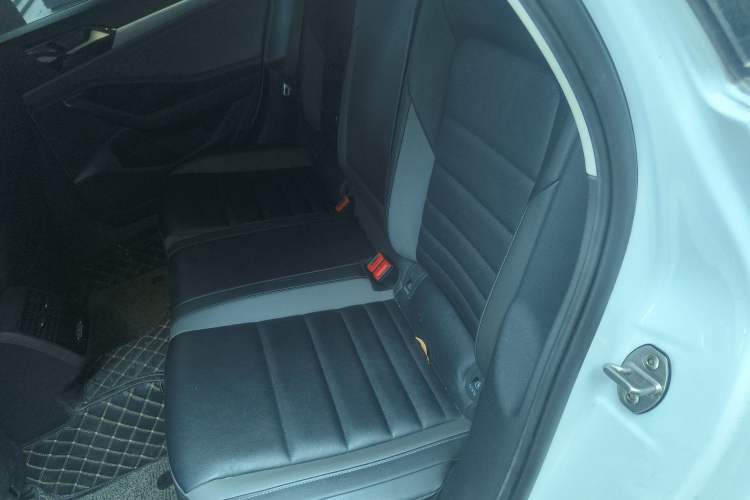 Used Volkswagen Sagitar 2019 280TSI DSG Comfort Version China VI Standard Left Rear Seat