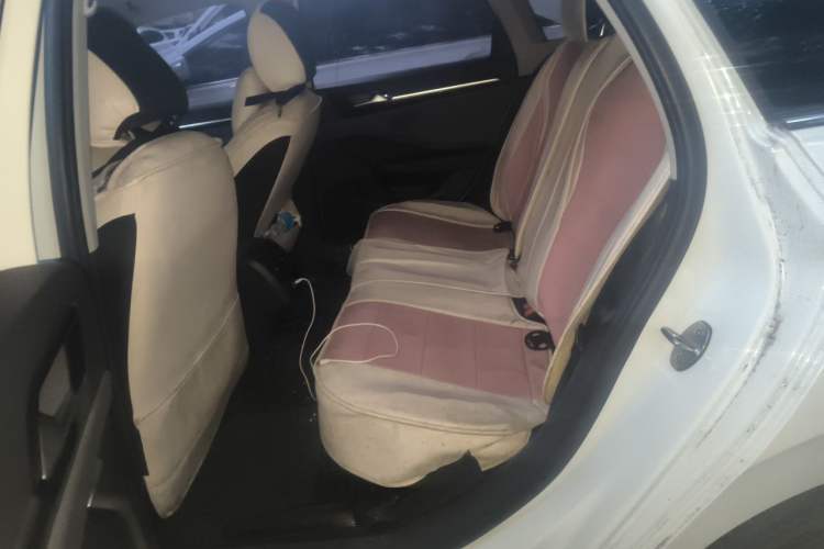 Used Volkswagen Sagitar 2019 280TSI DSG Luxury Version China VI Standard Left Rear Seat