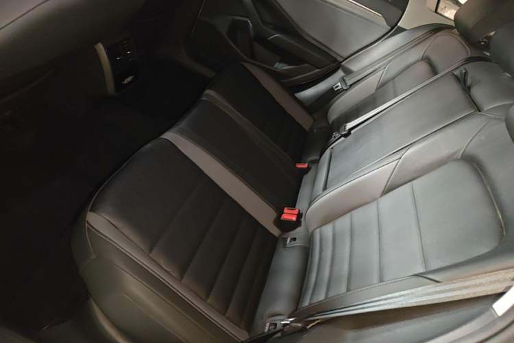 Used Volkswagen Sagitar 2019 280TSI DSG Comfort Version China VI Standard Left Rear Seat