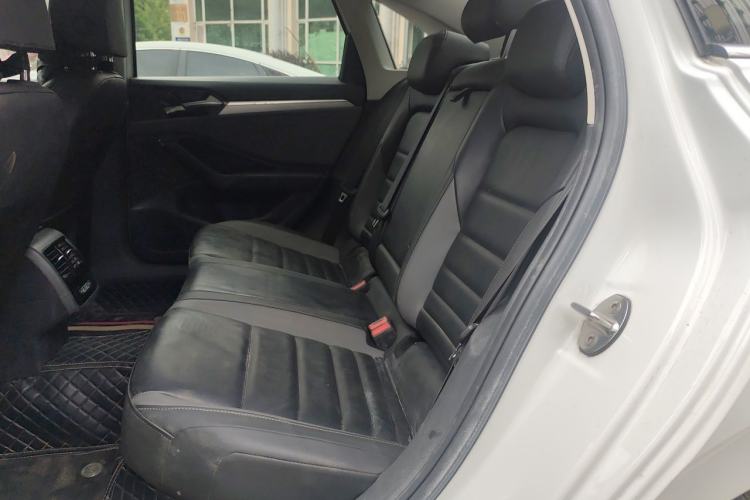 Used Volkswagen Sagitar 2019 200TSI DSG Comfort Version China V Standard Left Rear Seat