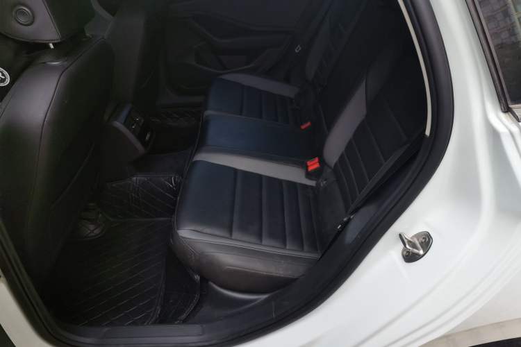 Used Volkswagen Sagitar 2019 200TSI DSG Comfort Version China VI Standard Left Rear Seat