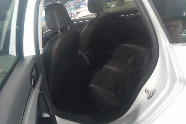 Used Volkswagen Sagitar 2019 280TSI DSG Comfort Version China VI Standard Left Rear Seat