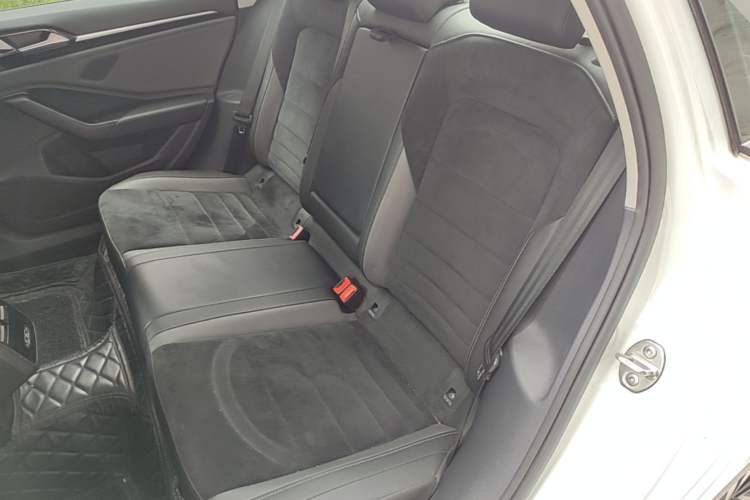 Used Volkswagen Sagitar 2019 280TSI DSG Luxury Version China VI Standard Left Rear Seat