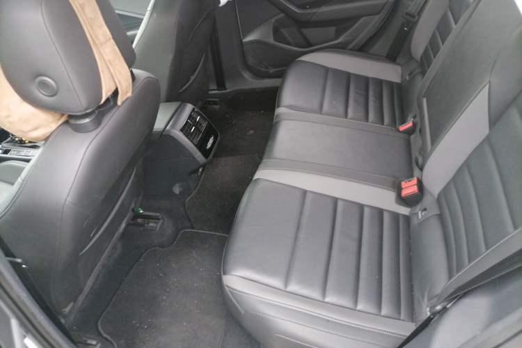 Used Volkswagen Sagitar 2019 280TSI DSG Comfort Version China VI Standard Left Rear Seat