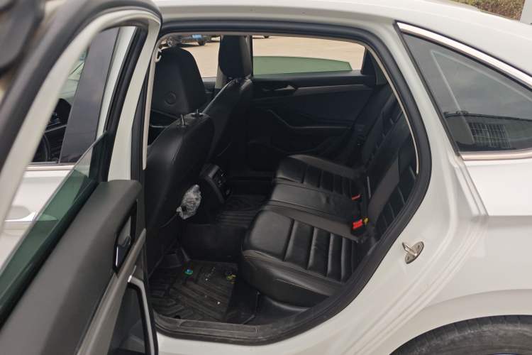 Used Volkswagen Sagitar 2019 280TSI DSG Comfort Version China VI Standard Left Rear Seat