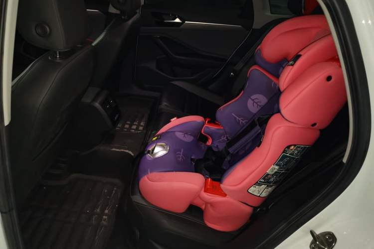 Used Volkswagen Sagitar 2019 280TSI DSG Comfort Version China VI Standard Left Rear Seat