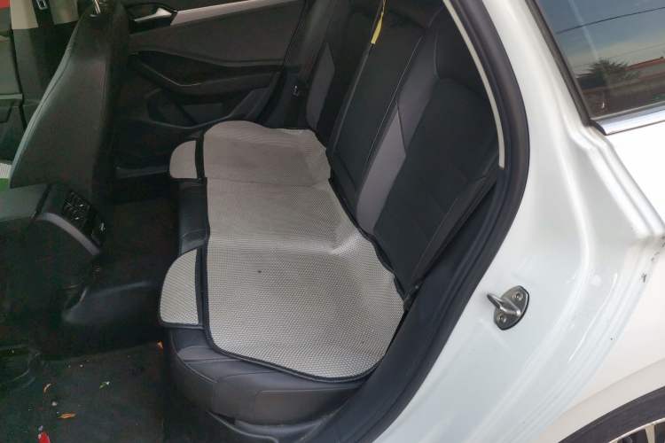 Used Volkswagen Sagitar 2019 200TSI DSG Comfort Version China VI Standard Left Rear Seat