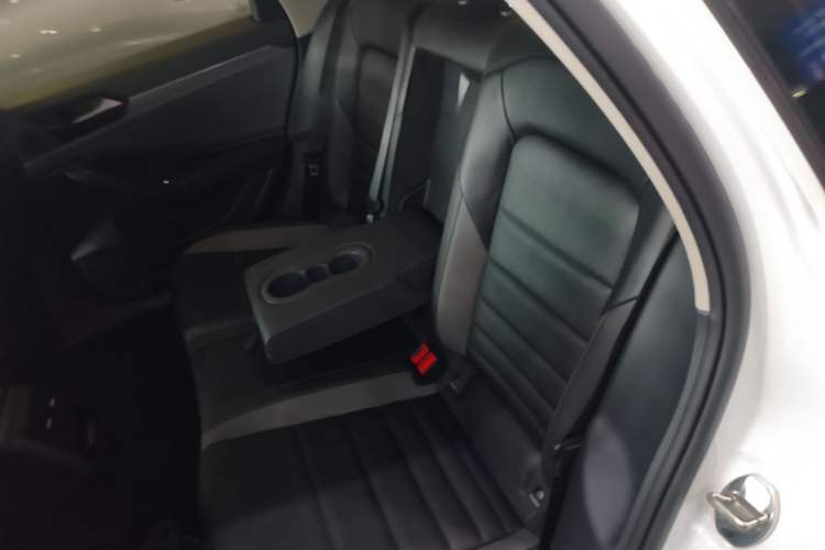 Used Volkswagen Sagitar 2019 280TSI DSG Comfort Version China VI Standard Left Rear Seat