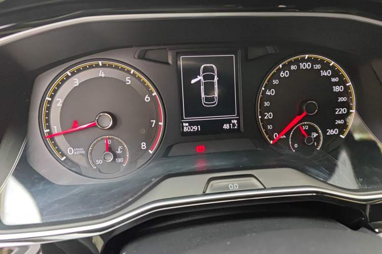 Used Volkswagen Sagitar 2019 200TSI DSG Comfort Version China VI Standard Odometer Close Up