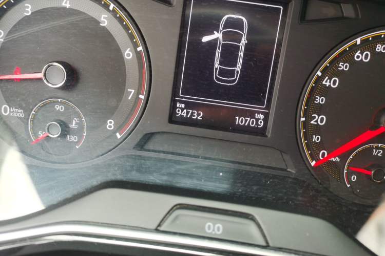 Used Volkswagen Sagitar 2019 280TSI DSG Comfort Version China VI Standard Odometer Close Up
