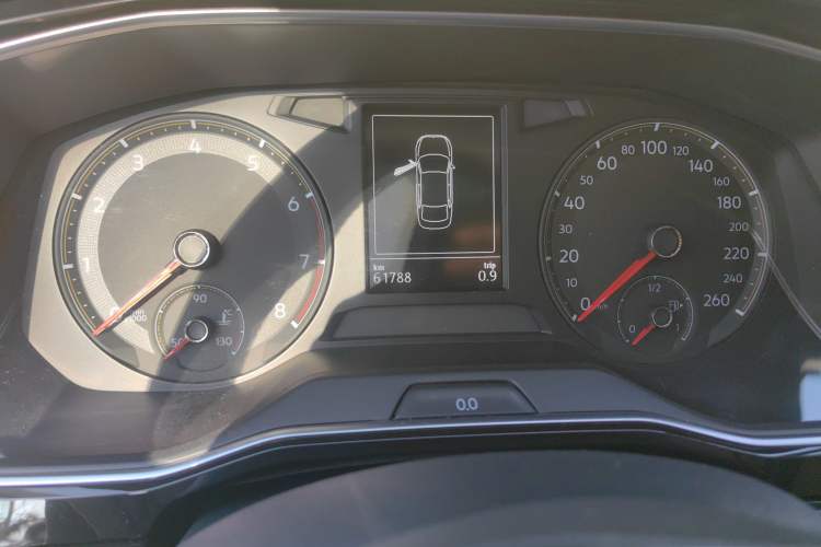 Used Volkswagen Sagitar 2019 200TSI DSG Comfort Version China V Standard Odometer Close Up
