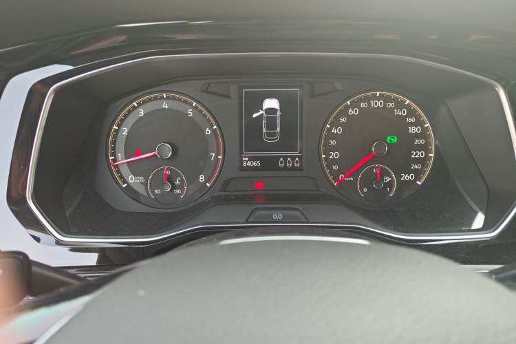 Used Volkswagen Sagitar 2019 280TSI DSG Comfort Version China VI Standard Odometer Close Up