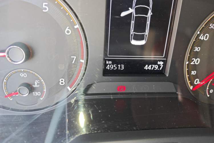 Used Volkswagen Sagitar 2019 200TSI DSG Comfort Version China VI Standard Odometer Close Up
