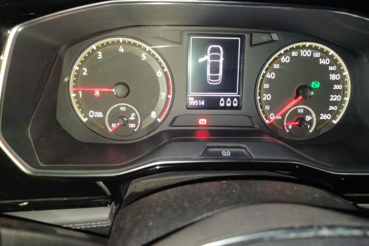 Used Volkswagen Sagitar 2019 280TSI DSG Comfort Version China VI Standard Odometer Close Up