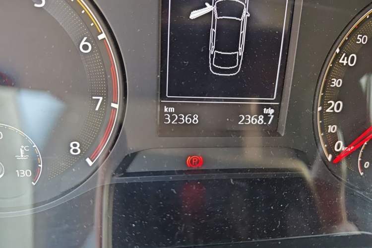 Used Volkswagen Sagitar 2019 280TSI DSG Luxury Version China VI Standard Odometer Close Up