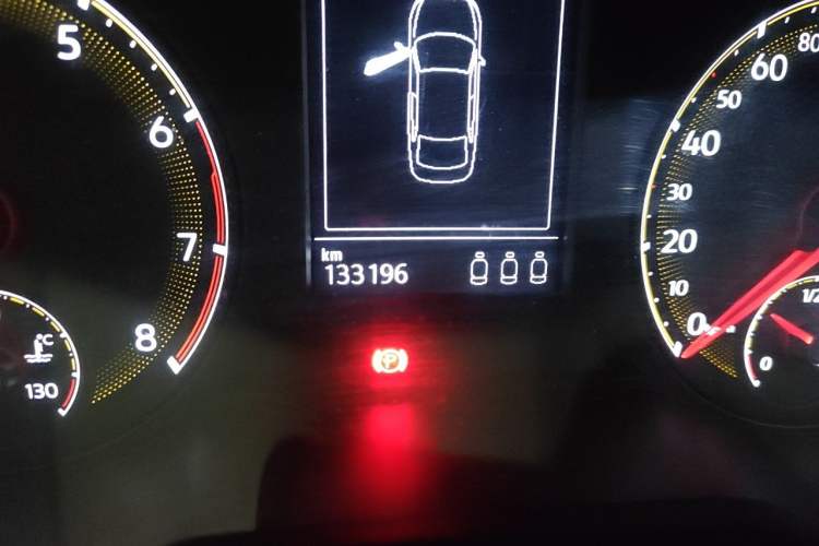 Used Volkswagen Sagitar 2019 280TSI DSG Comfort Version China V Standard Odometer Close Up