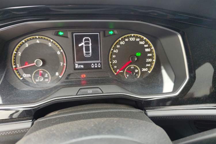Used Volkswagen Sagitar 2019 280TSI DSG Comfort Version China VI Standard Odometer Close Up