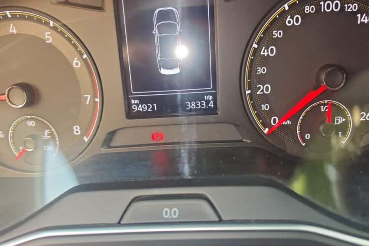 Used Volkswagen Sagitar 2019 200TSI DSG Fashion Edition China VI Standard Odometer Close Up