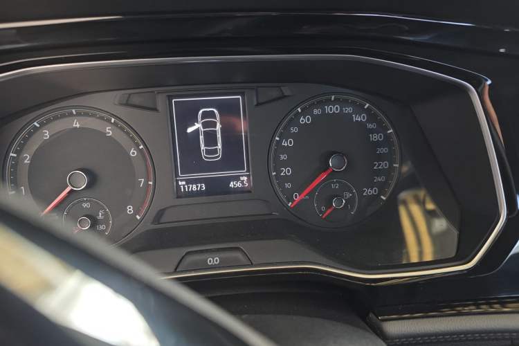 Used Volkswagen Sagitar 2019 280TSI DSG Comfort Version China VI Standard Odometer Close Up