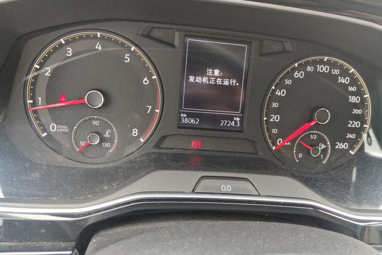 Used Volkswagen Sagitar 2019 200TSI DSG Comfort Version China VI Standard Odometer Close Up