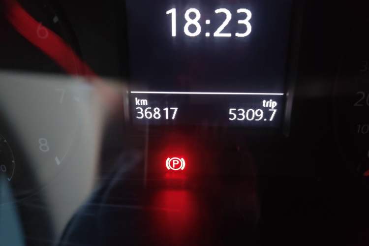 Used Volkswagen Sagitar 2019 280TSI DSG Comfort Version China VI Standard Odometer Close Up