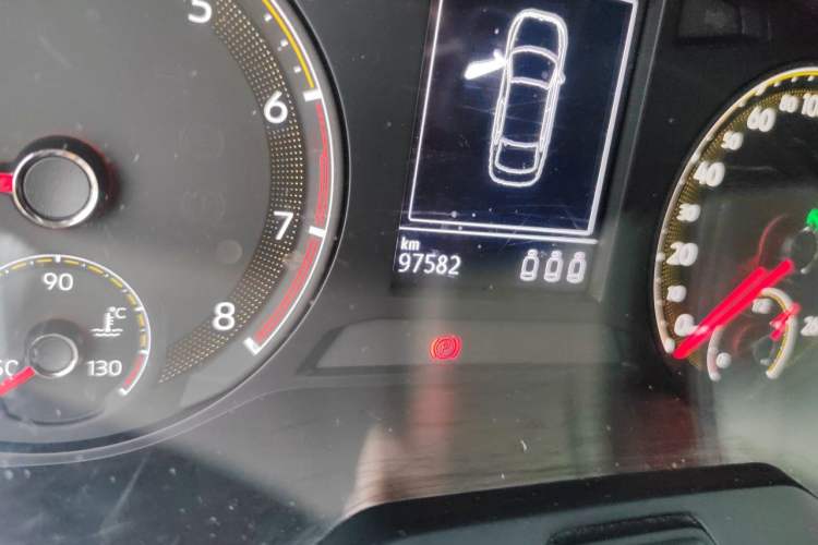 Used Volkswagen Sagitar 2019 280TSI DSG Comfort Version China VI Standard Odometer Close Up