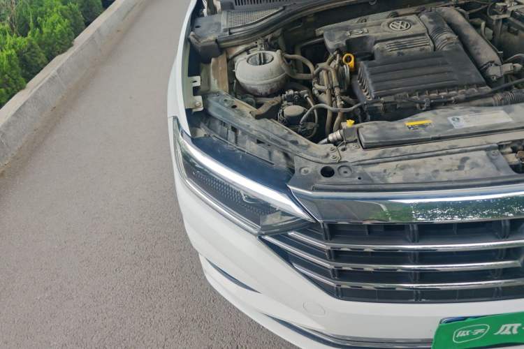 Used Volkswagen Sagitar 2019 280TSI DSG Comfort Version China V Standard Right Front Headlight
