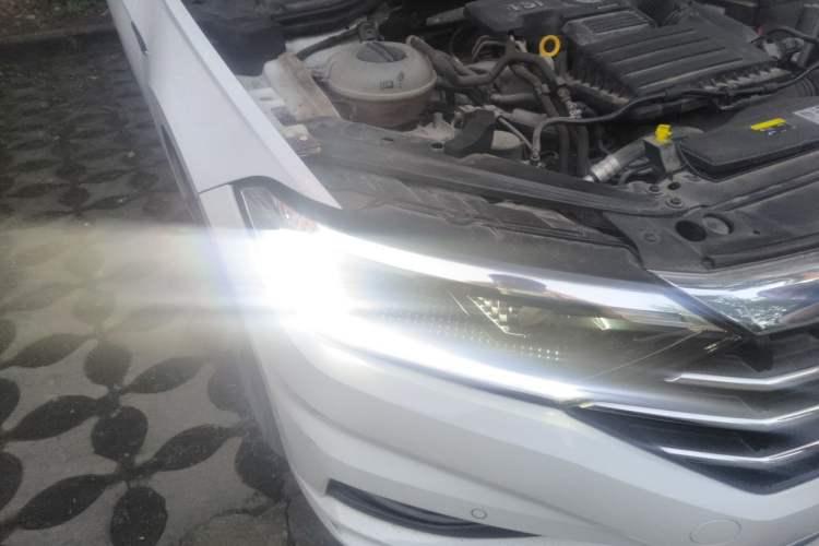 Used Volkswagen Sagitar 2019 280TSI DSG Luxury Version China VI Standard Right Front Headlight