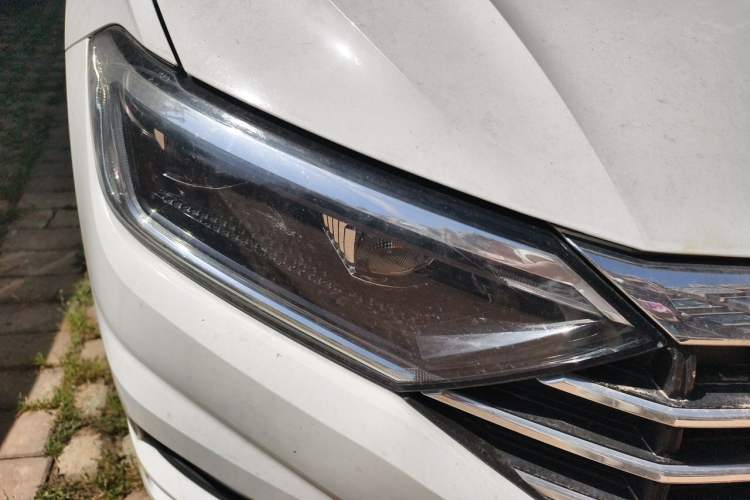 Used Volkswagen Sagitar 2019 280TSI DSG Comfort Version China VI Standard Right Front Headlight