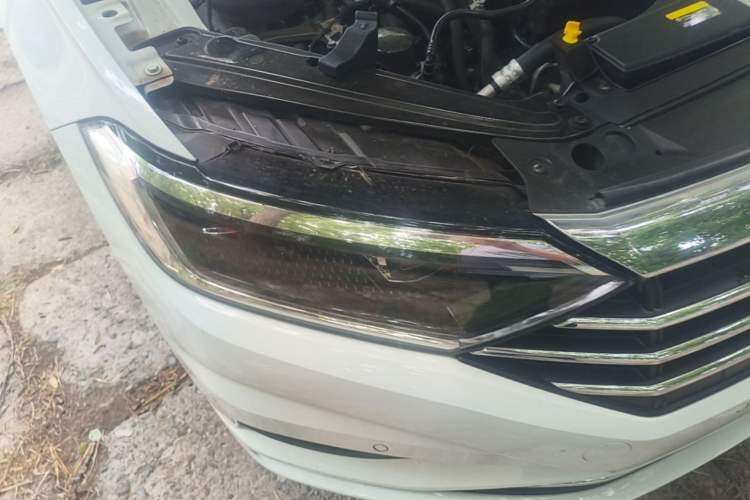 Used Volkswagen Sagitar 2019 280TSI DSG Luxury Version China VI Standard Right Front Headlight