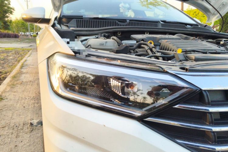 Used Volkswagen Sagitar 2019 280TSI DSG Comfort Version China VI Standard Right Front Headlight