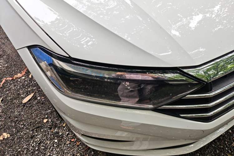 Used Volkswagen Sagitar 2019 200TSI DSG Comfort Version China VI Standard Right Front Headlight