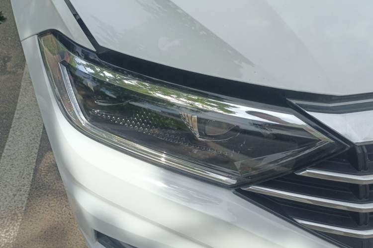 Used Volkswagen Sagitar 2019 280TSI DSG Comfort Version China VI Standard Right Front Headlight