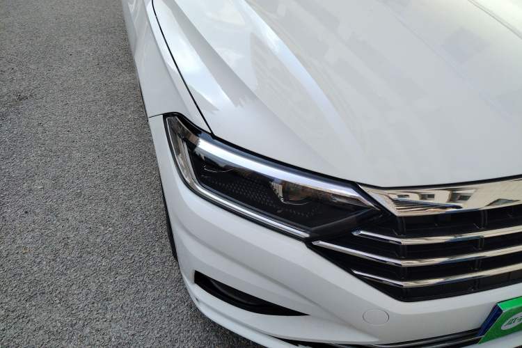Used Volkswagen Sagitar 2019 280TSI DSG Comfort Version China VI Standard Right Front Headlight